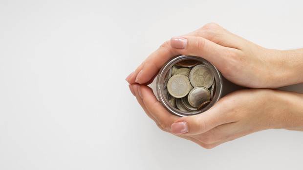 Frugal Living Crazy Rich
